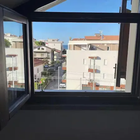 Appartamento Attico Vista Mare 50m Dal Centro