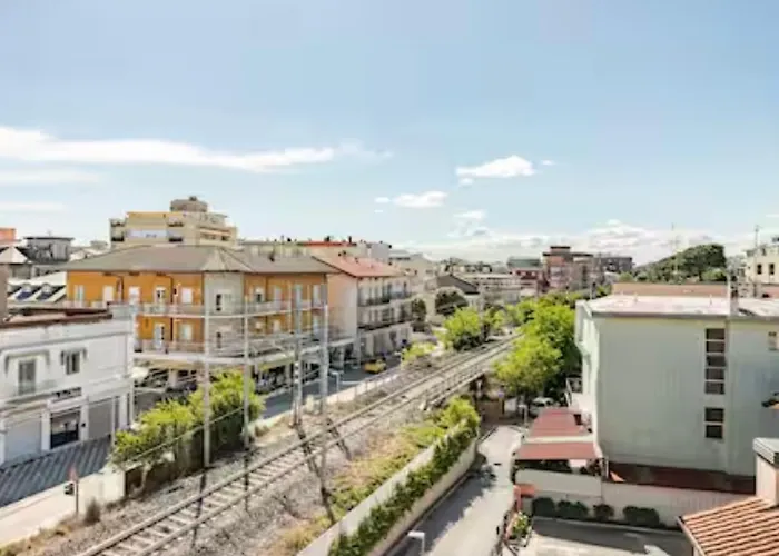 Attico Vista Mare 50m Dal Centro 公寓